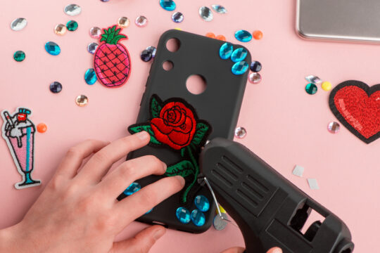 5 Minute DIY Phone Case Ideas You Can Try Right Now