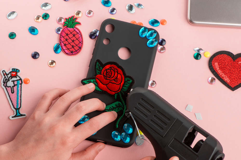 5 Minute DIY Phone Case Ideas You Can Try Right Now