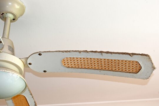 How to Clean Your Ceiling Fan Without Making a Mess