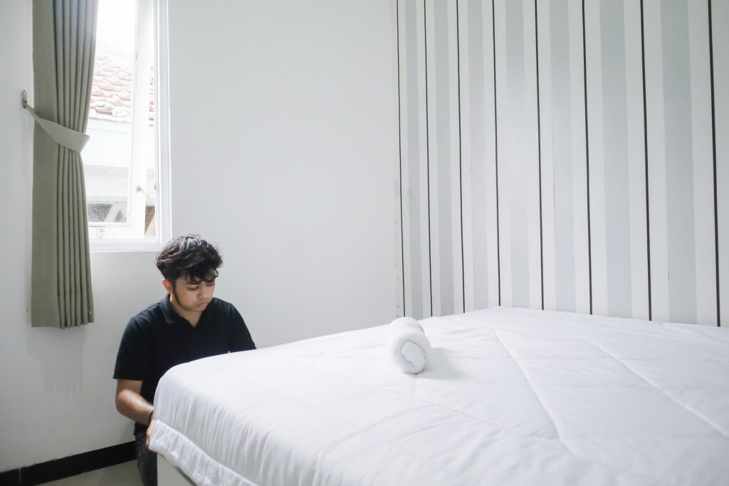 white bedding 