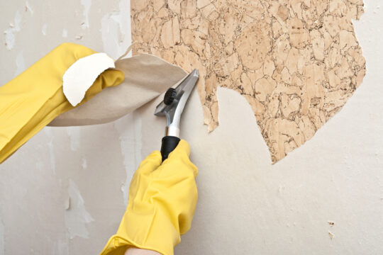 Simple Tricks to Remove Old Wallpaper Without Stress